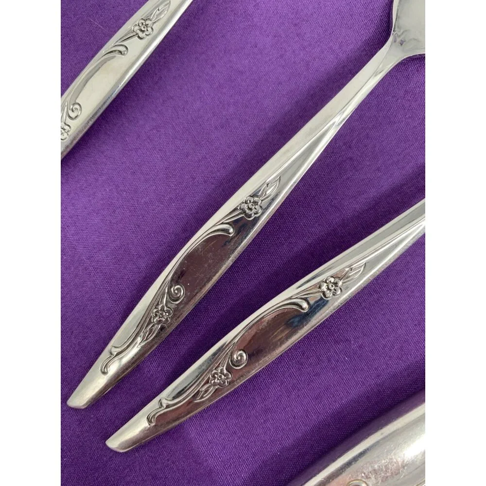 International Co Stainless Flatware 15 Pc Set Radiant Rose